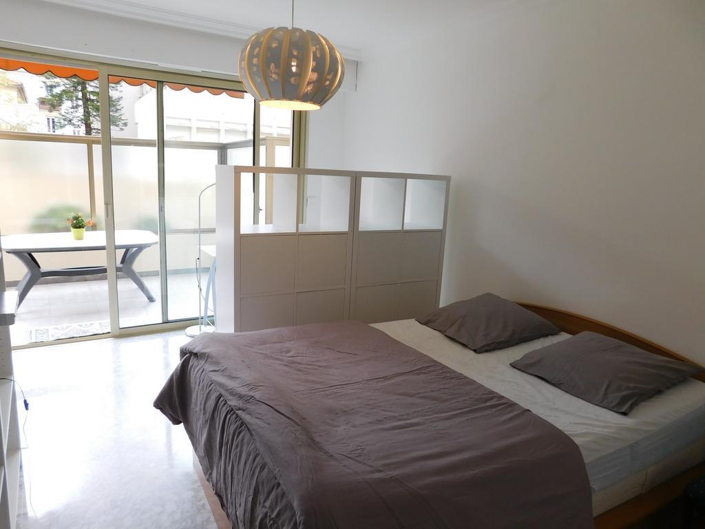 Appartement Regency Menton Exteriör bild